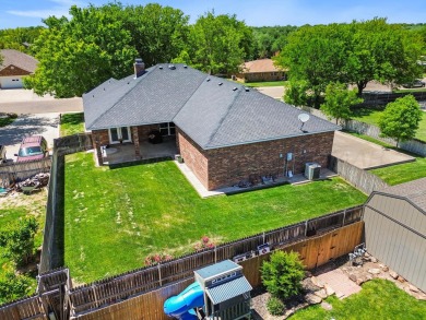 Hunsley Hills Beauty! This stunning 3 bedroom, 2 bathroom on Palo Duro Creek Golf Club in Texas - for sale on GolfHomes.com, golf home, golf lot