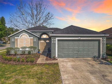 Seller is offering a credit at closing to help cover the cost of on Mayfair Country Club in Florida - for sale on GolfHomes.com, golf home, golf lot
