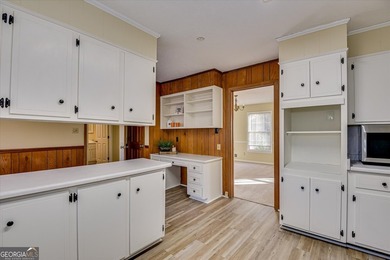 REDUCED TO SELL!! Located in the Midland Valley Country Club on Midland Valley Country Club in South Carolina - for sale on GolfHomes.com, golf home, golf lot