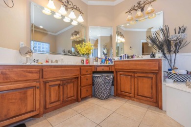 MOTIVATED SELLER! FABULOUS UPDATED 4/3.5/3 Home on Cul-de-Sac in on La Paloma Golf Club in Texas - for sale on GolfHomes.com, golf home, golf lot