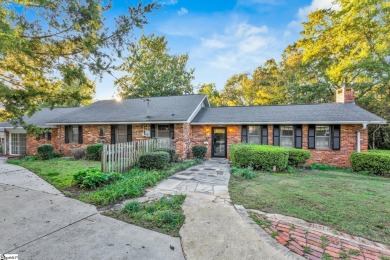 Lakeside Charm & Endless Possibilities on Lake Hartwell! Nestled on Stone Creek Cove Golf Course in South Carolina - for sale on GolfHomes.com, golf home, golf lot