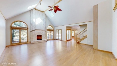 This spacious and refreshed home with Golf Course views is on White Eagle Golf Club in Illinois - for sale on GolfHomes.com, golf home, golf lot