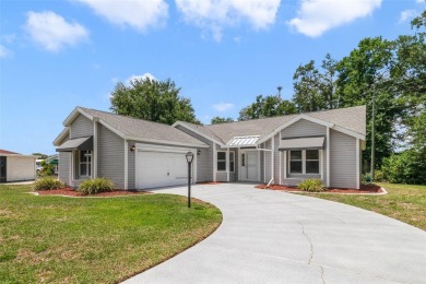 One or more photo(s) has been virtually staged. **Seller may on Lakes of Lady Lake Golf Course in Florida - for sale on GolfHomes.com, golf home, golf lot