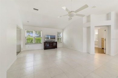 One or more photo(s) has been virtually staged. **Seller may on Lakes of Lady Lake Golf Course in Florida - for sale on GolfHomes.com, golf home, golf lot