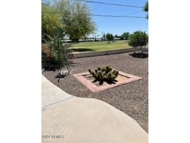 NO MONTHLY HOA  on this golf course charmer.  Large, open, roomy on Sun City South Golf Course in Arizona - for sale on GolfHomes.com, golf home, golf lot