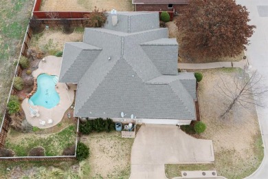 Welcome to this stunning residence located in the desirable on Southern Oaks Golf Club in Texas - for sale on GolfHomes.com, golf home, golf lot