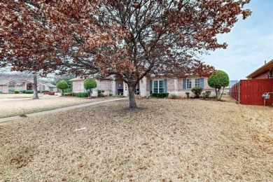 Welcome to this stunning residence located in the desirable on Southern Oaks Golf Club in Texas - for sale on GolfHomes.com, golf home, golf lot