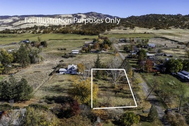 Lovely level 0.45-acre buildable lot across from Oak Knoll Golf on Oak Knoll Golf Course in Oregon - for sale on GolfHomes.com, golf home, golf lot