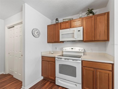 NEW ROOF 2025~HVAC 2019~BOND PAID~TURNKEY~OUTSTANDING LOCATION on The Links of Spruce Creek in Florida - for sale on GolfHomes.com, golf home, golf lot