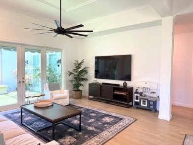 FULLY TRANSFERABLE GOLF MEMBERSHIP AVAILABLE FOR PREMIUM ($400K) on Woodfield Country Club in Florida - for sale on GolfHomes.com, golf home, golf lot