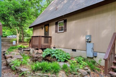Cute A-frame tucked in the woods at the end of a cul-de-sac on Tanglewood Shores Golf Club in Virginia - for sale on GolfHomes.com, golf home, golf lot
