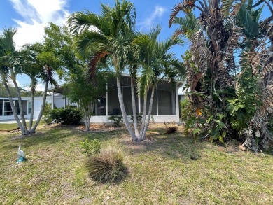 Great opportunity! Sold as is, cash only. Handyman special needs on Savanna Golf Club in Florida - for sale on GolfHomes.com, golf home, golf lot