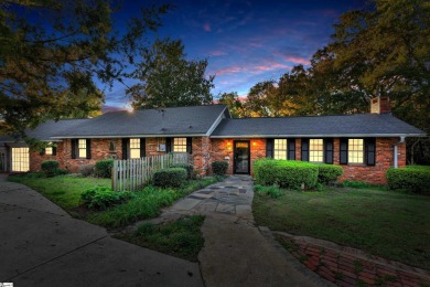 Lakeside Charm & Endless Possibilities on Lake Hartwell! Nestled on Stone Creek Cove Golf Course in South Carolina - for sale on GolfHomes.com, golf home, golf lot