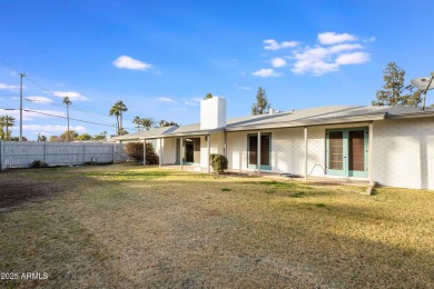 Perfect Ralph Haver designed Del Webb retro home on a huge lot on Encanto 18 Golf Course in Arizona - for sale on GolfHomes.com, golf home, golf lot