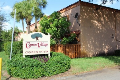 Welcome to this spacious and inviting 2-bedroom, 2-bathroom on Don Shulas Golf Course and Club in Florida - for sale on GolfHomes.com, golf home, golf lot