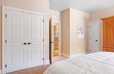 Turn-Key Luxury in Banbury Meadows Golf Course Community! Enjoy on BanBury Golf Club in Idaho - for sale on GolfHomes.com, golf home, golf lot