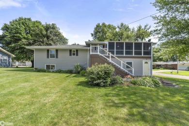 This well-maintained 3-bedroom, 2-bathroom home (with potential on Twin Lakes Golf Course in Iowa - for sale on GolfHomes.com, golf home, golf lot