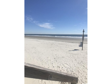 Charming 3-Bedroom Home in Rivergate - 55+ Community  Welcome to on The Valley At Eastport in South Carolina - for sale on GolfHomes.com, golf home, golf lot