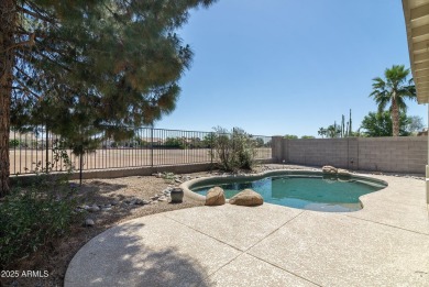 Beautifully updated single level home on Greenfield Lakes Golf on Greenfield Lakes Golf Club in Arizona - for sale on GolfHomes.com, golf home, golf lot
