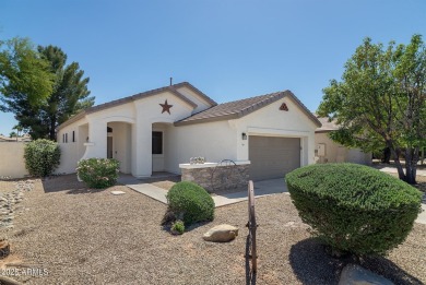Beautifully updated single level home on Greenfield Lakes Golf on Greenfield Lakes Golf Club in Arizona - for sale on GolfHomes.com, golf home, golf lot