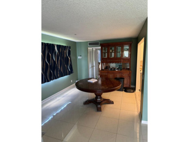 A/C 2021 HWH 2021. Bright, cheerful condo in desirable Kings on Kings Point Golf -Flanders Way in Florida - for sale on GolfHomes.com, golf home, golf lot