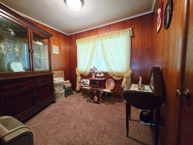 Discover this inviting 3-bedroom ranch near Wakonda Golf Club in on Wakonda Club in Iowa - for sale on GolfHomes.com, golf home, golf lot