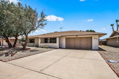 CONTEMPORARY VIBE! This home has been UPDATED and REMODELED on Pebblebrook Golf Course in Arizona - for sale on GolfHomes.com, golf home, golf lot