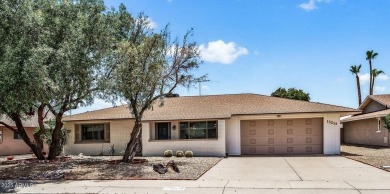 CONTEMPORARY VIBE! This home has been UPDATED and REMODELED on Pebblebrook Golf Course in Arizona - for sale on GolfHomes.com, golf home, golf lot