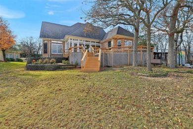 One word describes this lake front property, WOW. 3 bedrooms 3 on Lake Kiowa Golf Course in Texas - for sale on GolfHomes.com, golf home, golf lot