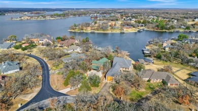 One word describes this lake front property, WOW. 3 bedrooms 3 on Lake Kiowa Golf Course in Texas - for sale on GolfHomes.com, golf home, golf lot