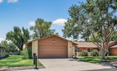 Lots of WOW factor in this REFRESHED Gemini-Twin!  New roof in on Pebblebrook Golf Course in Arizona - for sale on GolfHomes.com, golf home, golf lot