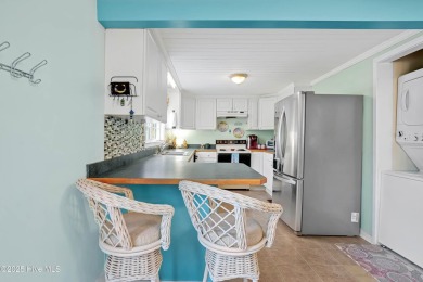 Cape Cod meets Southport! Location Location Location. Vintage on The Lakes Country Club in North Carolina - for sale on GolfHomes.com, golf home, golf lot