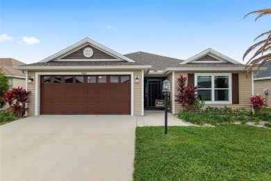 Under contract-accepting backup offers. ~4-YEAR-OLD HOME~ ~NO on Pennbrooke Fairways in Florida - for sale on GolfHomes.com, golf home, golf lot