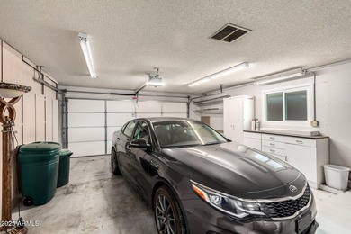 **Take advantage of the reduced electric bills with solar** on Pebblebrook Golf Course in Arizona - for sale on GolfHomes.com, golf home, golf lot