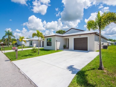 Step into this 2023 Newly Built home on a Land Lease for $831 a on Spanish Lakes Fairways in Florida - for sale on GolfHomes.com, golf home, golf lot