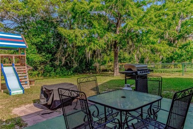 Discover the spacious living and classic charm you've been on Williston Highlands Golf and Country Club in Florida - for sale on GolfHomes.com, golf home, golf lot