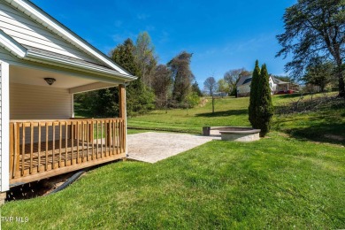 ***OPEN HOUSE- SUNDAY, MAY 4th FROM 2:00-4:00*** Built in 2010 on Country Club of Bristol in Tennessee - for sale on GolfHomes.com, golf home, golf lot