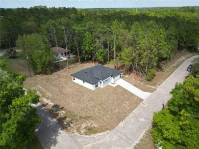 GREAT CORNER LOT, BRAND-NEW CONSTRUCTION, MOVE-IN READY! on Citrus Springs Country Club in Florida - for sale on GolfHomes.com, golf home, golf lot