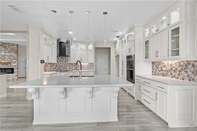 Beautiful home at Los Lagos, includes 3 bedrooms, 2 bathrooms on Los Lagos Golf Club in Texas - for sale on GolfHomes.com, golf home, golf lot