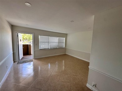 **55+ Community Nice kitchen- spectacular closet in bedroom- on Sunrise Lakes Phase III in Florida - for sale on GolfHomes.com, golf home, golf lot