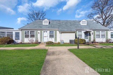 Welcome home to this 1st Floor Newly Renovated 2 bedroom, 1 bath on Rossmoor Golf Club in New Jersey - for sale on GolfHomes.com, golf home, golf lot