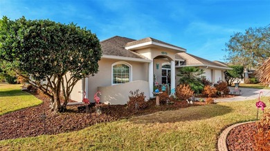 Don't miss out on this very well-kept pool home in the Golf on Golf Hammock Country Club in Florida - for sale on GolfHomes.com, golf home, golf lot