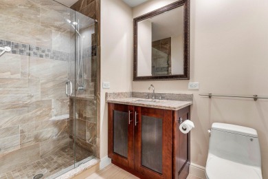 Pinnacle top-floor residence in Eastgate boasting panoramic on Hunters Run Golf and Country Club in Florida - for sale on GolfHomes.com, golf home, golf lot