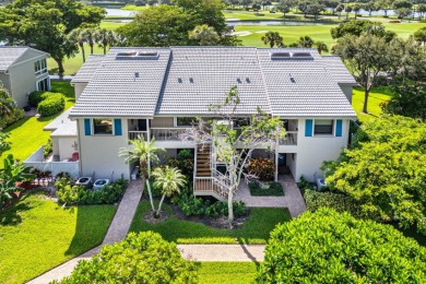 Pinnacle top-floor residence in Eastgate boasting panoramic on Hunters Run Golf and Country Club in Florida - for sale on GolfHomes.com, golf home, golf lot