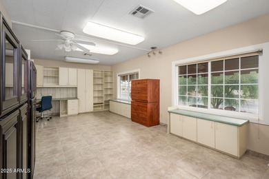 Beautiful 2BR/2BA affixed stucco mobile home with 1716 sf of on Sun Lakes Country Club in Arizona - for sale on GolfHomes.com, golf home, golf lot
