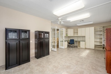 Beautiful 2BR/2BA affixed stucco mobile home with 1716 sf of on Sun Lakes Country Club in Arizona - for sale on GolfHomes.com, golf home, golf lot