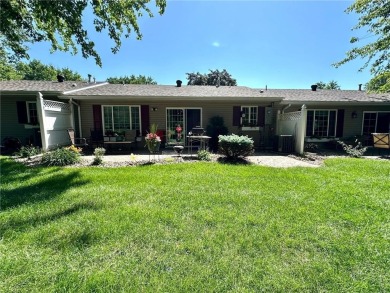 Beautifully Renovated 2 Bed / 2 Bath Condo on Worthington on Worthington Country Club in Minnesota - for sale on GolfHomes.com, golf home, golf lot
