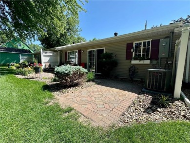 Beautifully Renovated 2 Bed / 2 Bath Condo on Worthington on Worthington Country Club in Minnesota - for sale on GolfHomes.com, golf home, golf lot