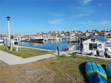 ***ATTENTION***MOTIVATED SELLER IS OFFERING A $5,000 CREDIT on Burnt Store Golf Club in Florida - for sale on GolfHomes.com, golf home, golf lot