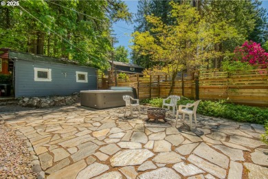 Classic cabin built by William *Billy* Welch, who is considered on The Resort at the Mountain in Oregon - for sale on GolfHomes.com, golf home, golf lot